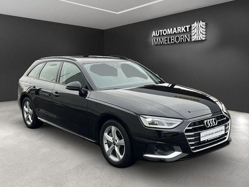 Gebraucht Audi A4 Ambiente 204 PS (150 kW) 2022 Schwarz Limousine