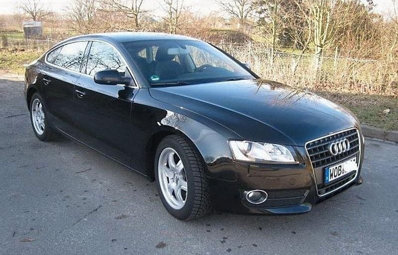 Schwarz Gebraucht 2011 Audi A5 Comfort Coupé | 4.000 € - Bild 1/4