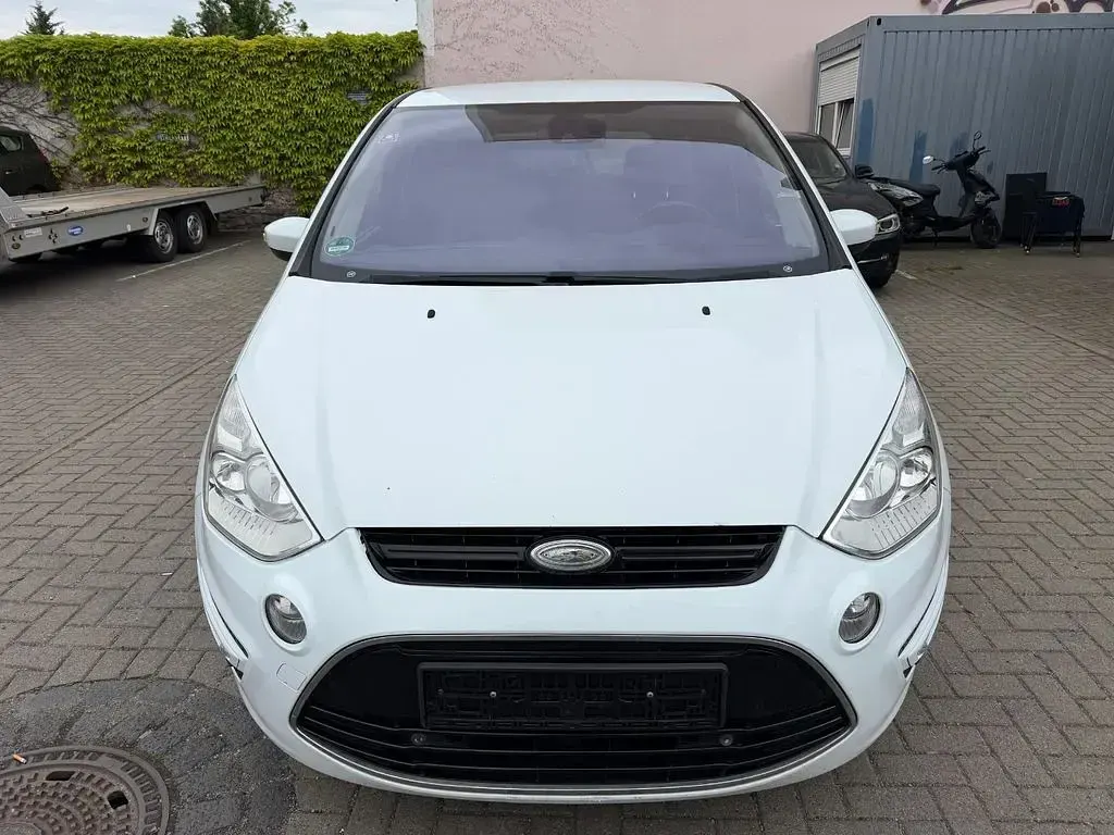 Occasion Ford S-MAX Titanium 140 ch (102 kW) 2011 Blanc Monospace