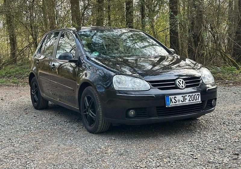 Gebraucht VW Golf V Trendline 102 PS (75 kW) 2006 Schwarz Kleinwagen