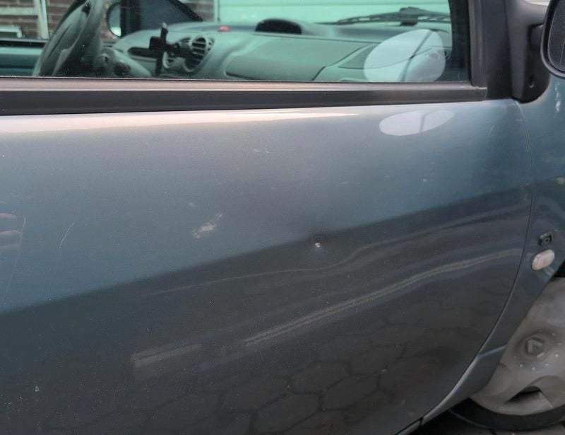 Gebraucht Renault Twingo 75 PS (55 kW) 2004 Silber Kleinwagen