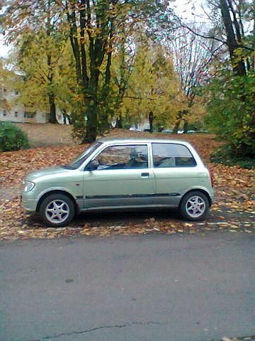 Grün metallic Gebraucht 1999 Daihatsu Cuore Kleinwagen | 520 € (Fairer Preis) - Bild 1/2