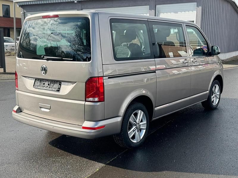 Gebraucht VW Multivan 150 PS (110 kW) 2021 Van