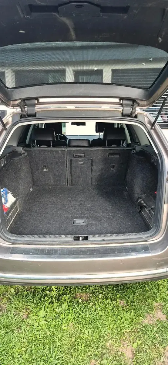 Gebraucht VW Passat 150 PS (110 kW) 2011 Braun Kombi