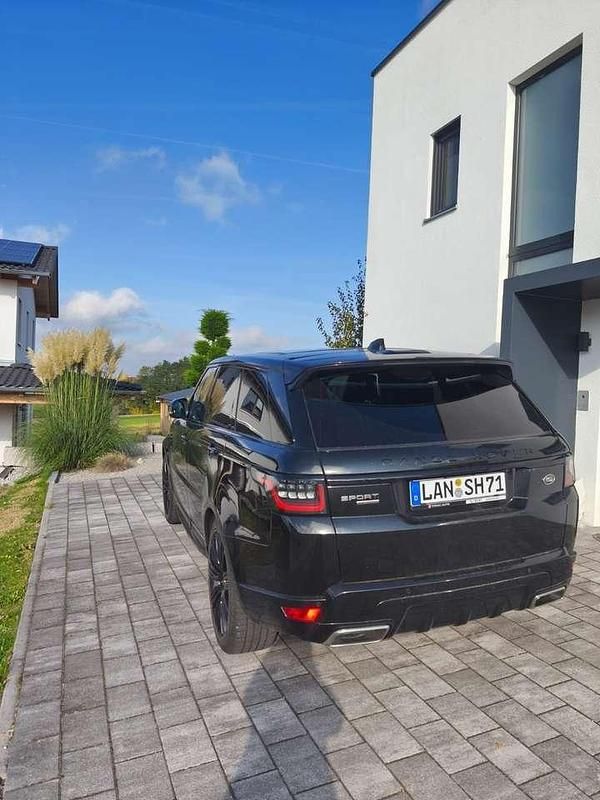Schwarz Gebraucht 2019 Land Rover Range Rover Sport HSE Dynamic SUV | 37.799 € (Etwas zu teuer) - Bild 1/4
