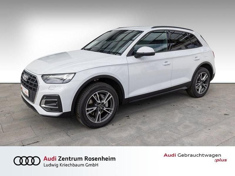Gletscherweiß metallic Gebraucht 2022 Audi Q5 Comfort SUV | 35.880 € (Guter Preis) - Bild 1/4