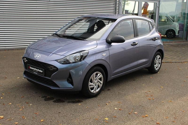 Blau Neu 2025 Hyundai i10 Select Kleinwagen | 14.990 € (Guter Preis) - Bild 1/4