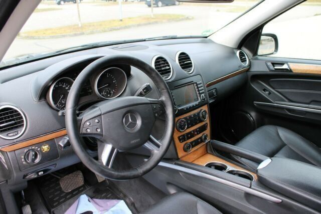 Gebraucht Mercedes GL320 224 PS (164 kW) 2008 Schwarz metallic SUV