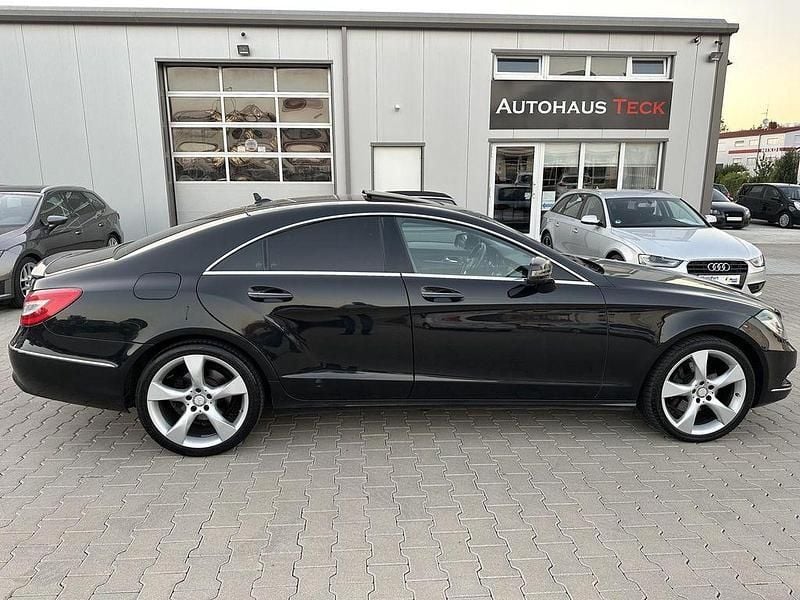 Gebraucht Mercedes CLS350 265 PS (194 kW) 2011 Schwarz Limousine