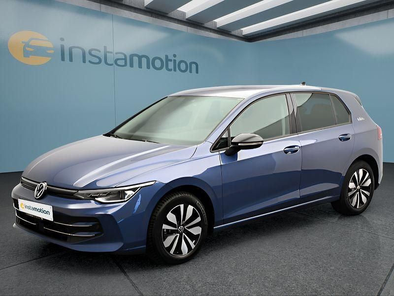 Gebraucht VW Golf VIII 150 PS (110 kW) 2025 Blau Kleinwagen