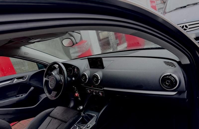 Gebraucht Audi A3 122 PS (89 kW) 2012 Grau Kleinwagen