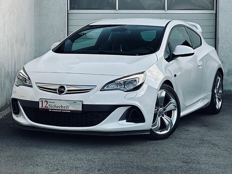 Weiß Gebraucht 2012 Opel Astra GTC OPC Coupé | 11.999 € (Teuer) - Bild 1/4