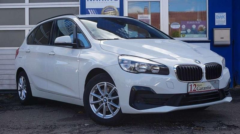 Gebraucht BMW 216 Advantage 109 PS (80 kW) 2018 Weiß Van / Kleinbus