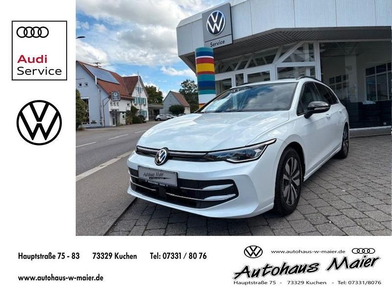 Weiß Gebraucht 2024 VW Golf VIII Goal Limousine | 29.390 € (Guter Preis) - Bild 1/4