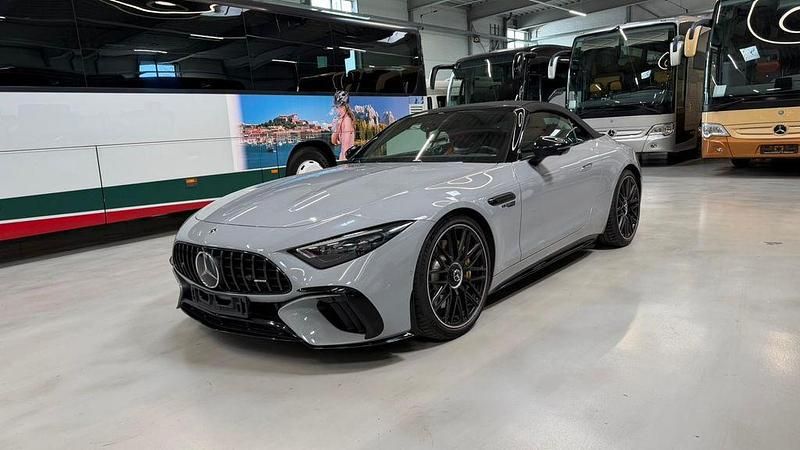 Gebraucht Mercedes SL63 AMG AMG 585 PS (430 kW) 2024 Grau Cabrio