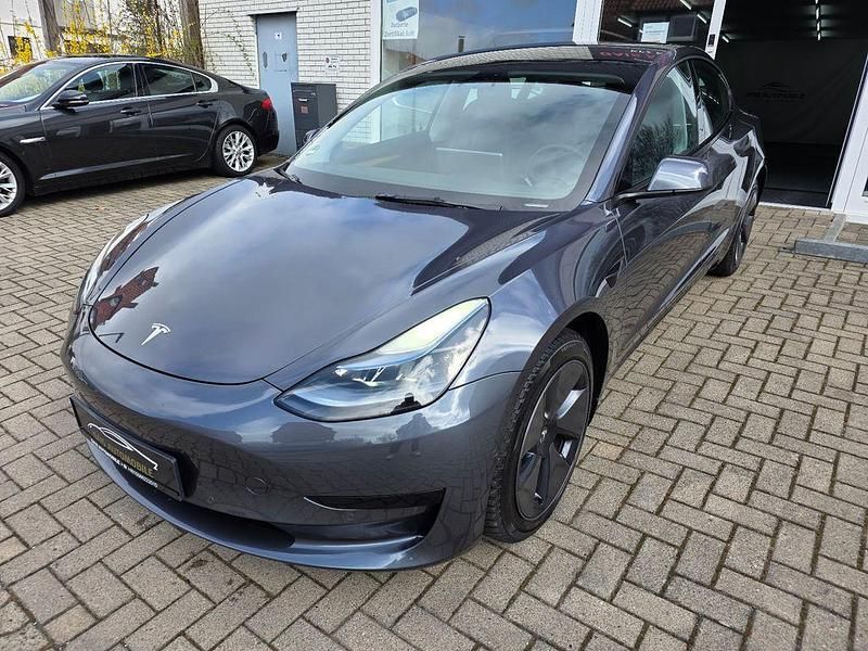 Gebraucht Tesla Model 3 RWD 208 kW (283 PS) 2022 Grau Limousine