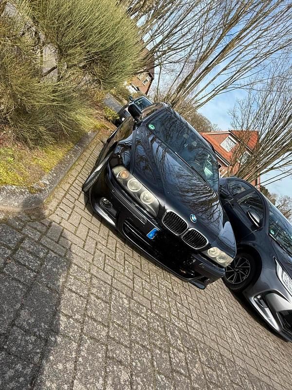 Gebraucht BMW 530 193 PS (141 kW) 2001 Schwarz Kombi