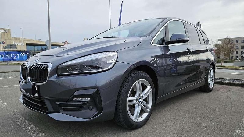 Gebraucht 2020 BMW 218 Gran Tourer Sport Line Van / Kleinbus | 19.000 € (Etwas zu teuer) - Bild 1/4