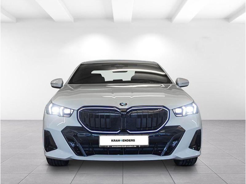 Neu BMW 520 M Sport 196 PS (144 kW) 2025 Weiß Limousine
