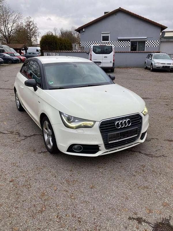 Gebraucht Audi A1 S-Line 122 PS (89 kW) 2011 Amalfiweiss Kleinwagen