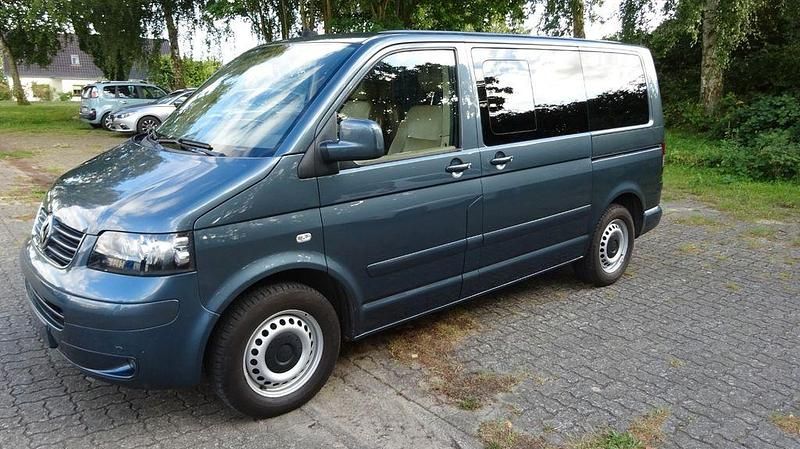 Beige Gebraucht 2007 VW T5 Highline Van | 10.800 € (Guter Preis) - Bild 1/4