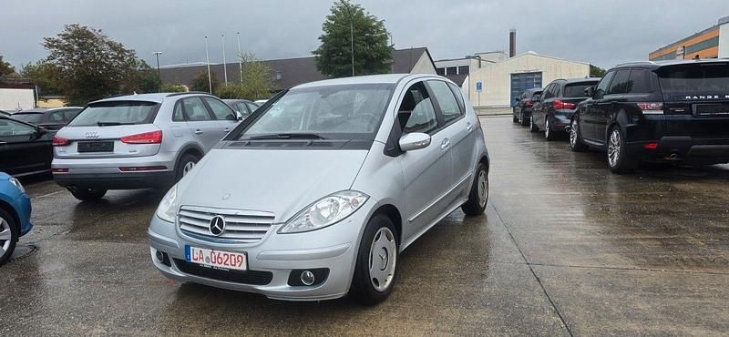 Silber Gebraucht 2004 Mercedes A150 Classic Kleinwagen | 1.500 € (Fairer Preis) - Bild 1/4