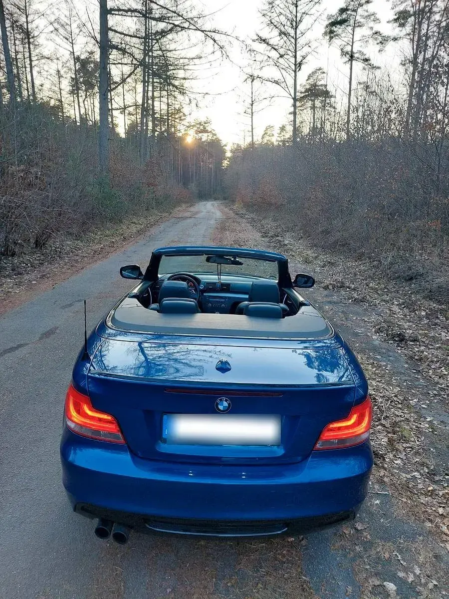 Gebraucht BMW 135 Cabriolet Performance 306 PS (225 kW) 2012 Blau Cabrio