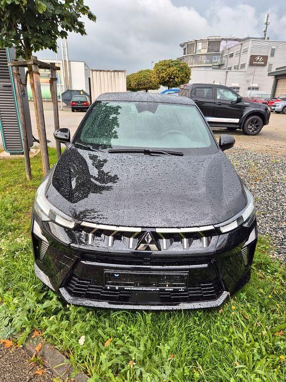 Neu Mitsubishi ASX Basis 91 PS (66 kW) 2025 Schwarz SUV