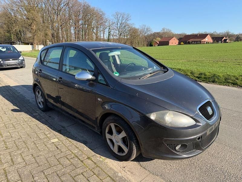 Gebraucht Seat Altea Stylance 140 PS (102 kW) 2004 Schwarz Van / Kleinbus