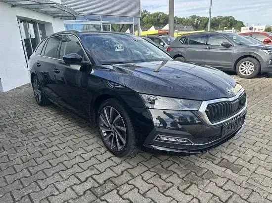 Gebraucht Skoda Octavia G-TEC First Edition 131 PS (96 kW) 2021 Schwarzmagic perleffekt Kombi