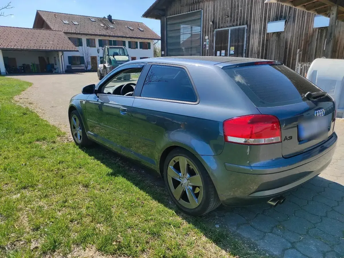 Gebraucht Audi A3 150 PS (110 kW) 2005 Grau Kleinwagen