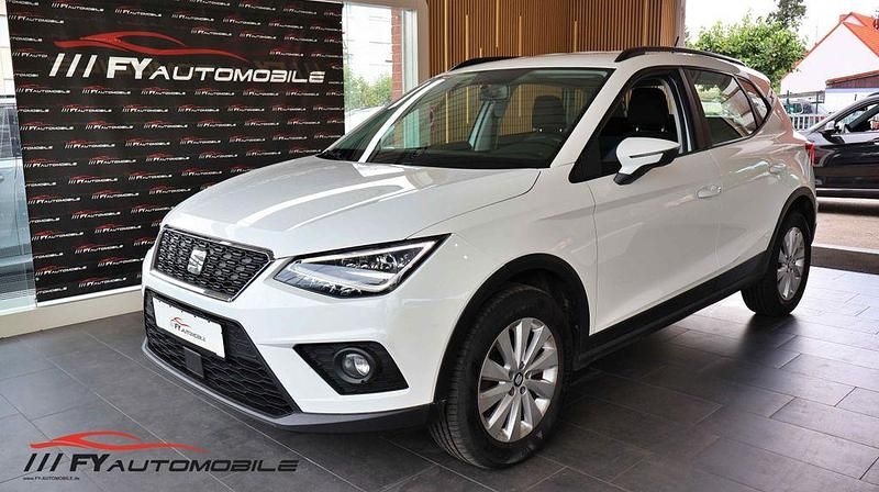 Weiß Gebraucht 2018 Seat Arona Style SUV | 10.990 € (Guter Preis) - Bild 1/4