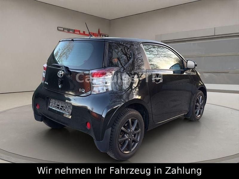Gebraucht Toyota iQ 173 PS (127 kW) 2009 Schwarz Kleinwagen