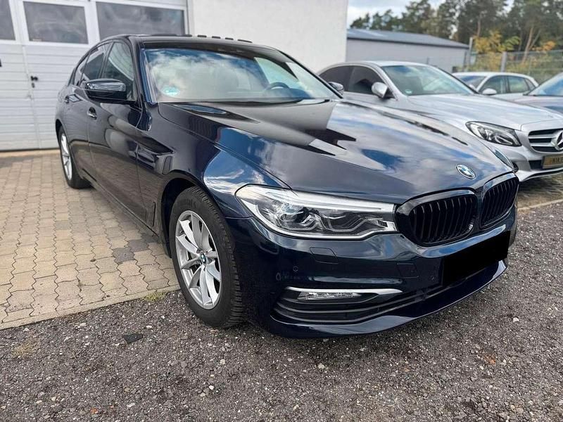 Gebraucht BMW 530 265 PS (194 kW) 2017 Blau Limousine