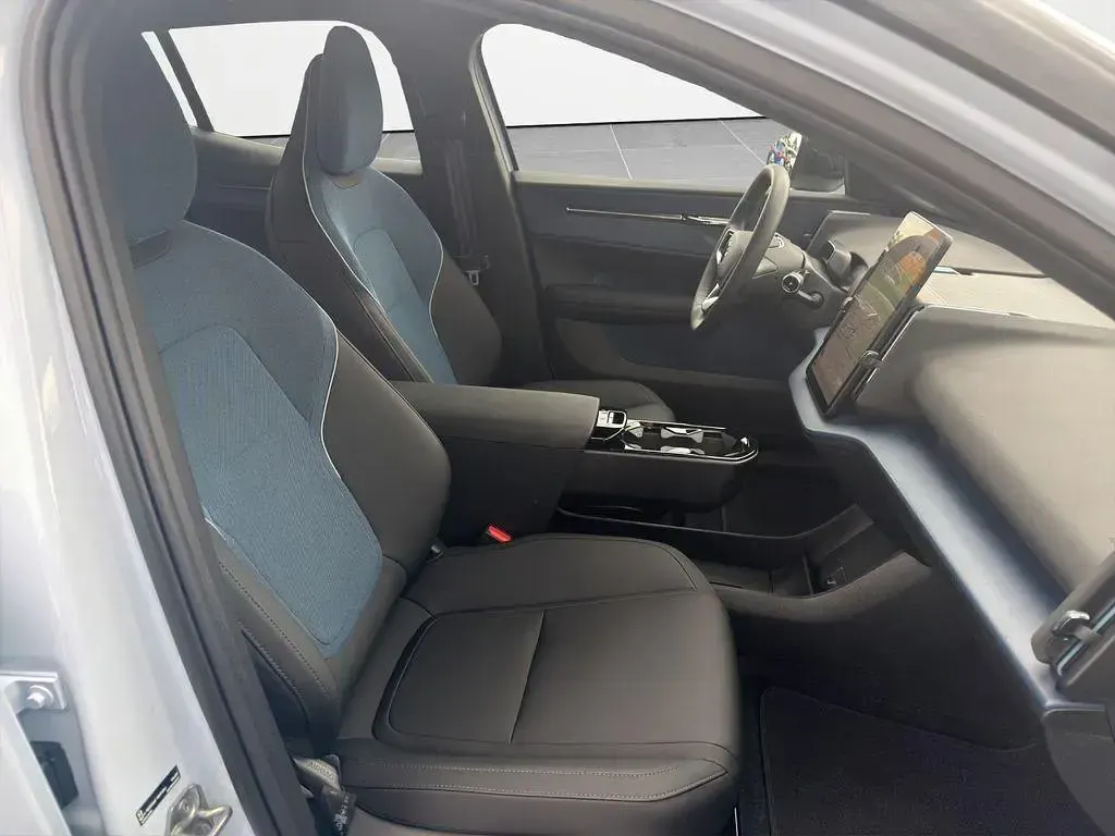 Gebraucht Volvo EX30 Plus 314 kW (428 PS) 2024 Cloud blue SUV