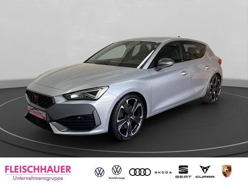 Silber Gebraucht 2022 Cupra Leon VZ Limousine | 28.780 € (Fairer Preis) - Bild 1/4