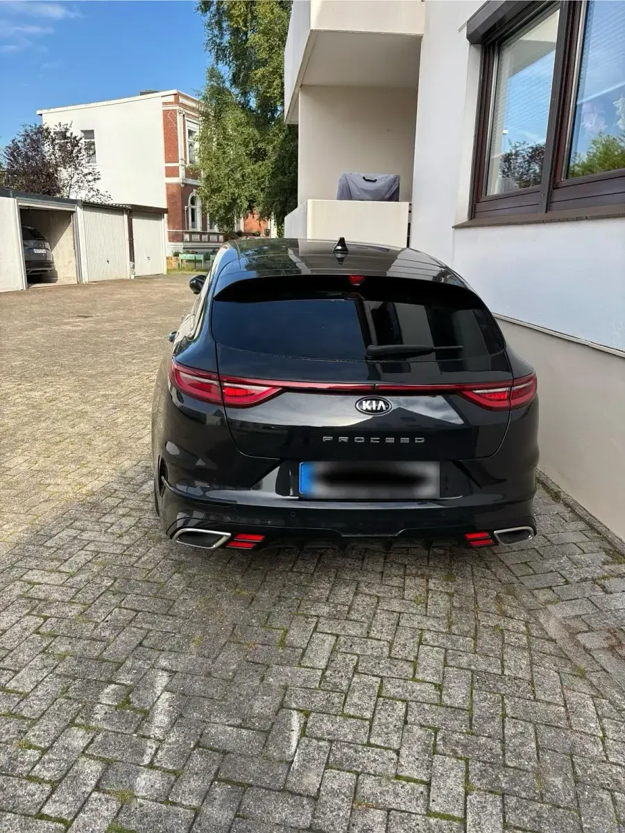 Second-hand Kia ProCeed GT GT 204 CP (150 kW) 2021 Negru Hatchback