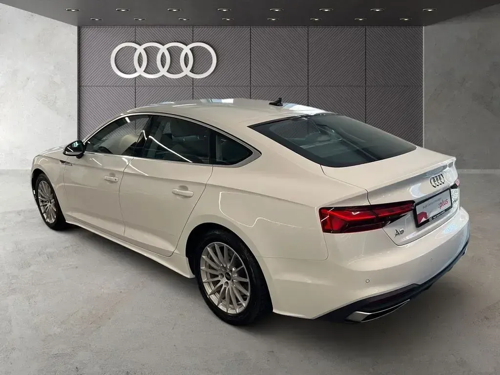Gebraucht Audi A5 Sportback Premium 204 PS (150 kW) 2024 Weiß Kleinwagen