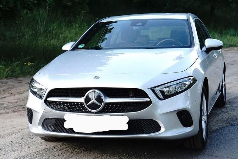Gebraucht Mercedes A250 Progressive 224 PS (164 kW) 2019 Silber Limousine