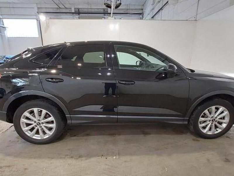 Andere Gebraucht 2022 Audi Q3 Ambiente SUV | 29.890 € (Guter Preis) - Bild 1/3