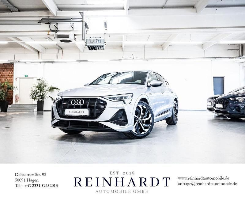 Florettsilber metallic Gebraucht 2022 Audi e-tron S-Line SUV | 35.040 € - Bild 1/3