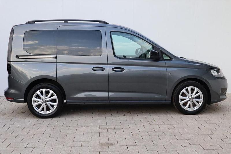 Gebraucht VW Caddy Life 114 PS (83 kW) 2021 Grau Van / Kleinbus