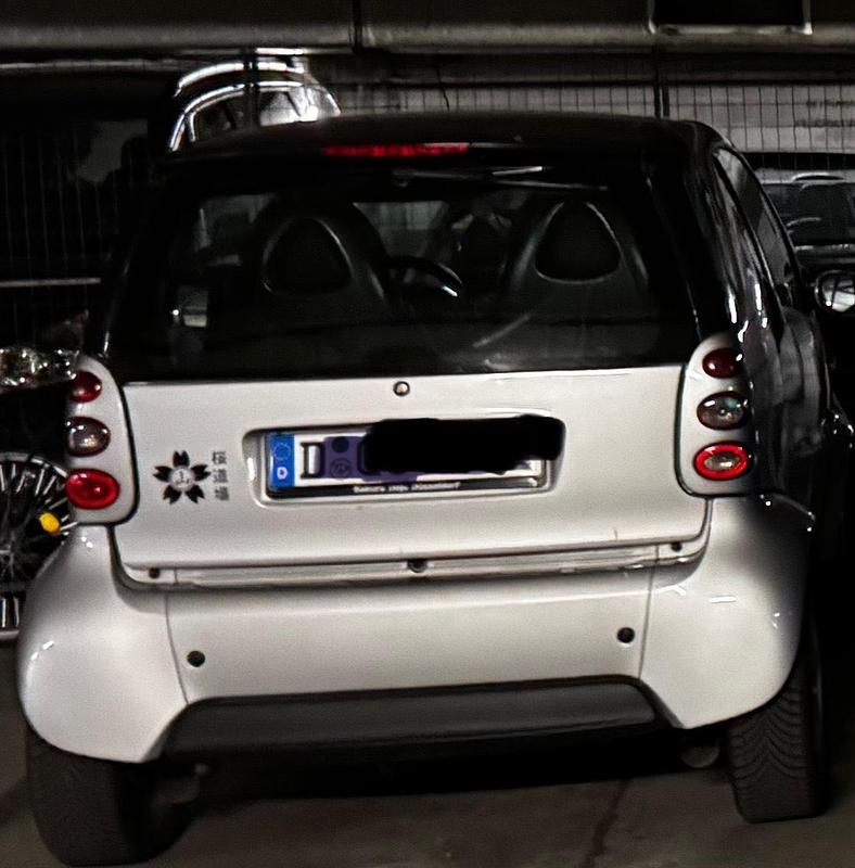 Silber Gebraucht 2003 Smart ForTwo Coupé Kleinwagen | 3.800 € - Bild 1/4