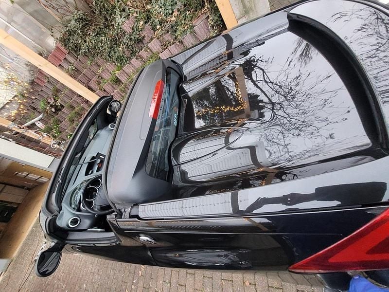 Gebraucht Renault Wind 101 PS (74 kW) 2010 Schwarz Coupé