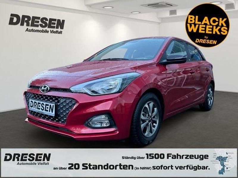 Rot Gebraucht 2019 Hyundai i20 YES! Limousine | 11.590 € (Fairer Preis) - Bild 1/4