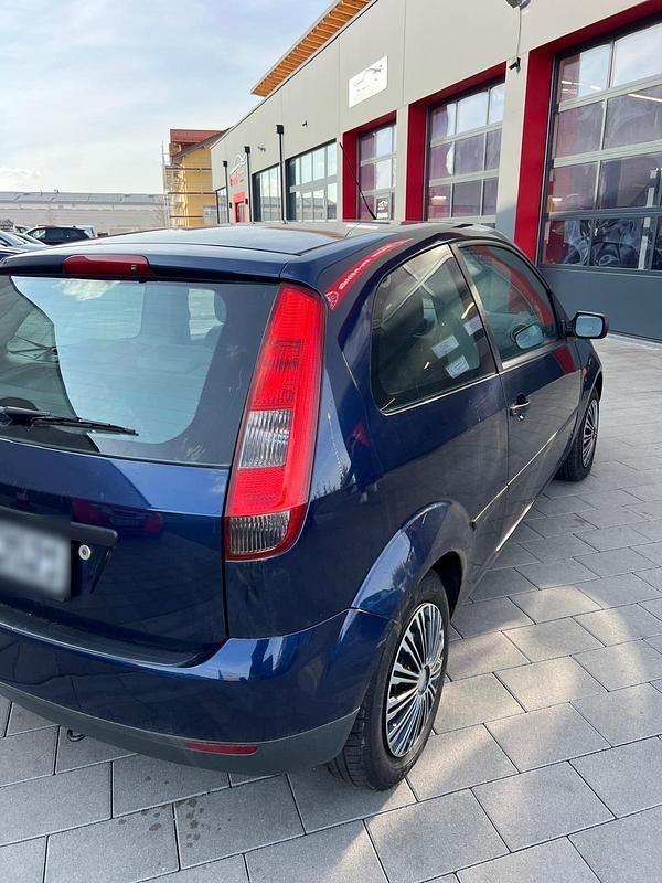 Gebraucht Ford Fiesta 2002 Blau Kleinwagen