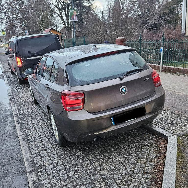 Gebraucht BMW 116 Sport Line 136 PS (100 kW) 2014 Braun Kleinwagen