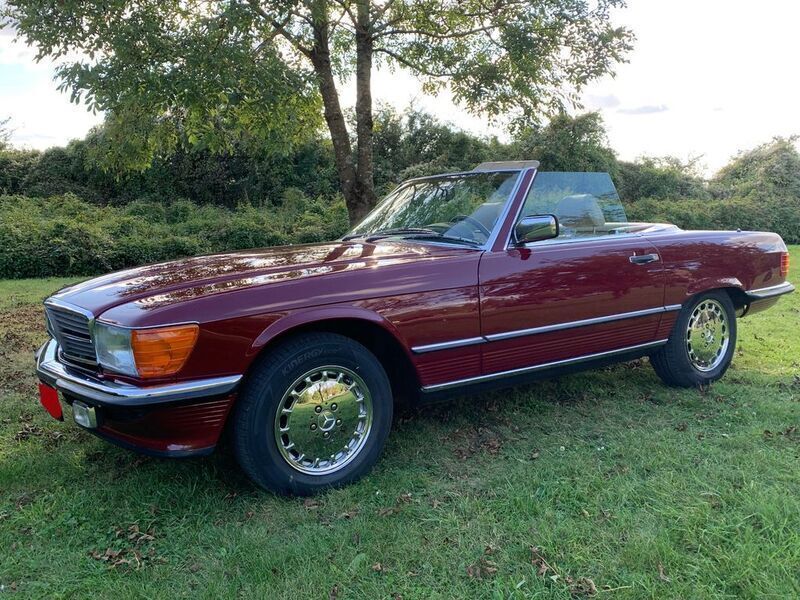 Gebraucht Mercedes 560 230 PS (169 kW) 1986 Rot Cabrio