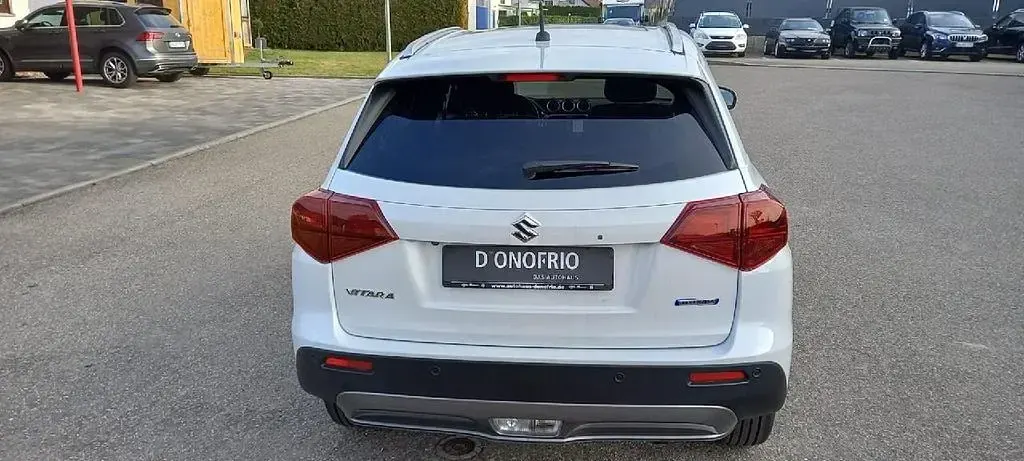 Gebraucht Suzuki Vitara Comfort+ 109 PS (80 kW) 2026 Weiß SUV