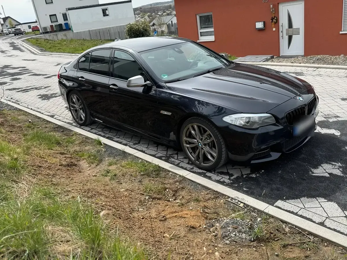 Gebraucht BMW M550 381 PS (280 kW) 2013 Schwarz Limousine